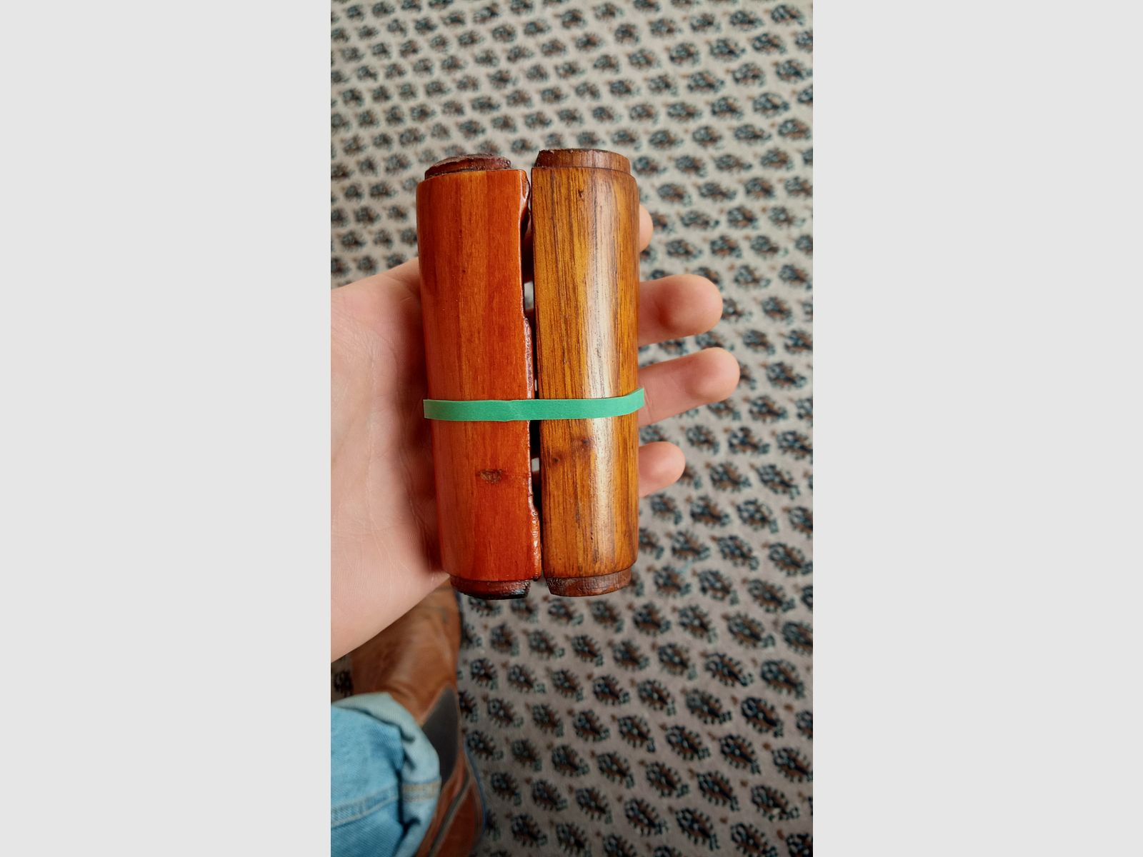 Mysteriöser oberer AK Handschutz aus Holz vermutlich rumänisch oder chinesisch (Type 56)