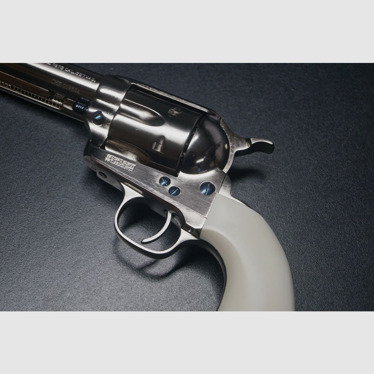 Uberti 1873 Cattleman vernickelt G37, Bild 4 von 5
