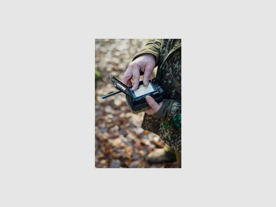 SPYPOINT Lithium-Akku mit Ladegerät