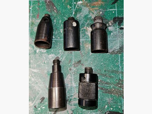 5 różnych kubków do strzelania dla pistoletów alarmowych