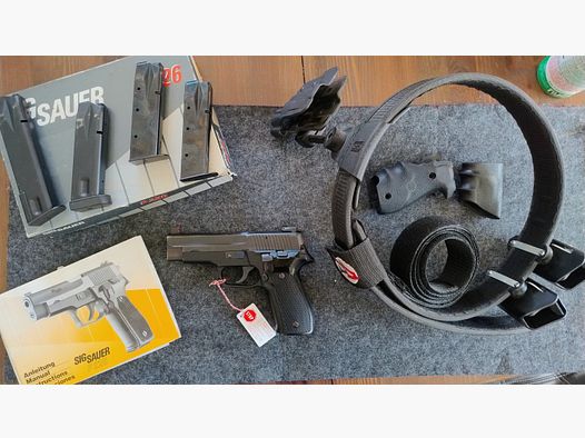 SIG P226 avec accessoires complets
