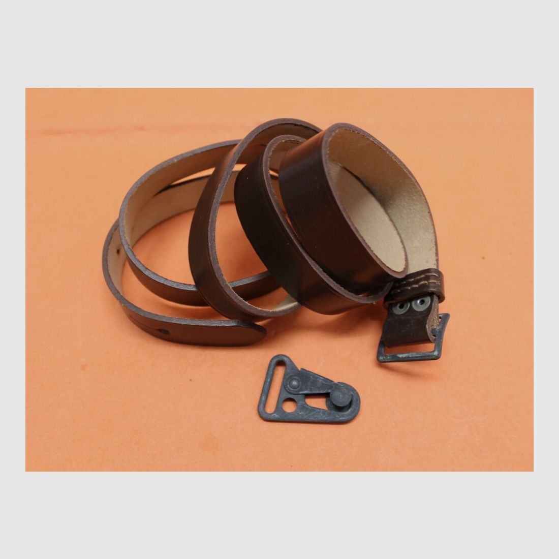 BUND NADWYŻKA Heckler&Koch HK G3: Pasek BUND skórzany brązowy (1005-12-127-7059) NADWYŻKA w stanie jak nowy