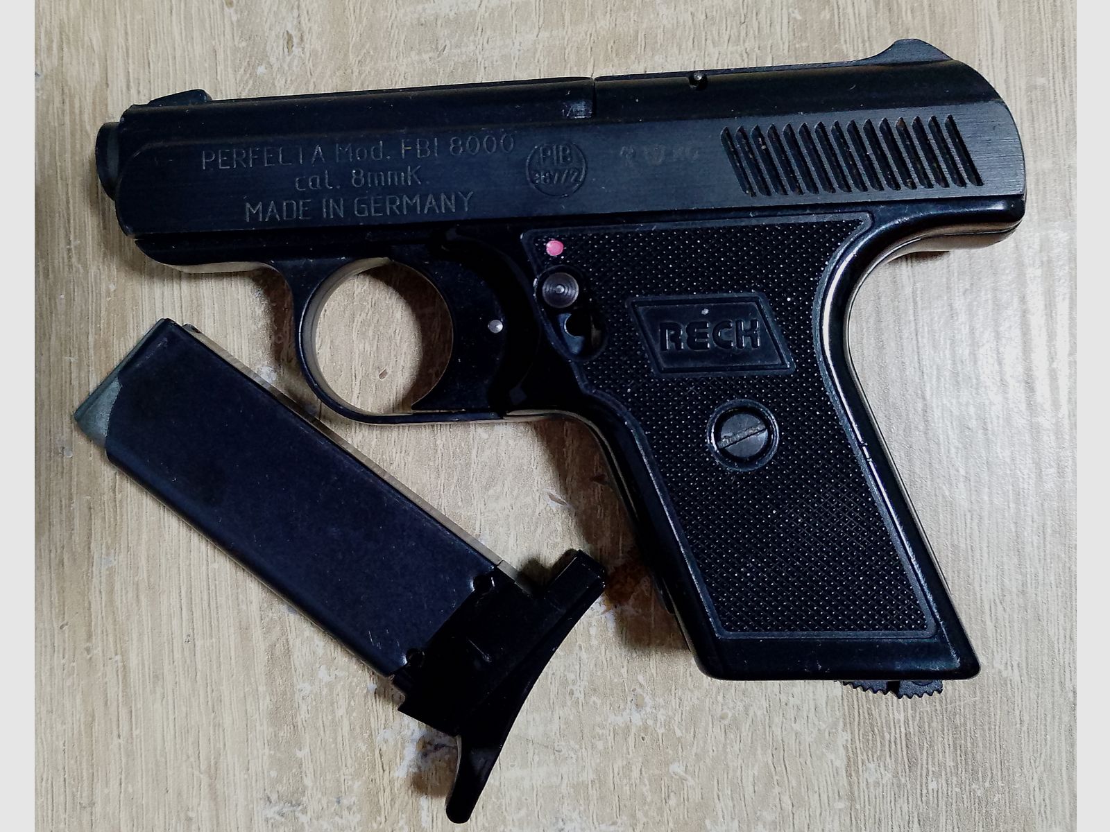 Reck FBI 8000 Kal. 8 mm Knall im PTB 387/2