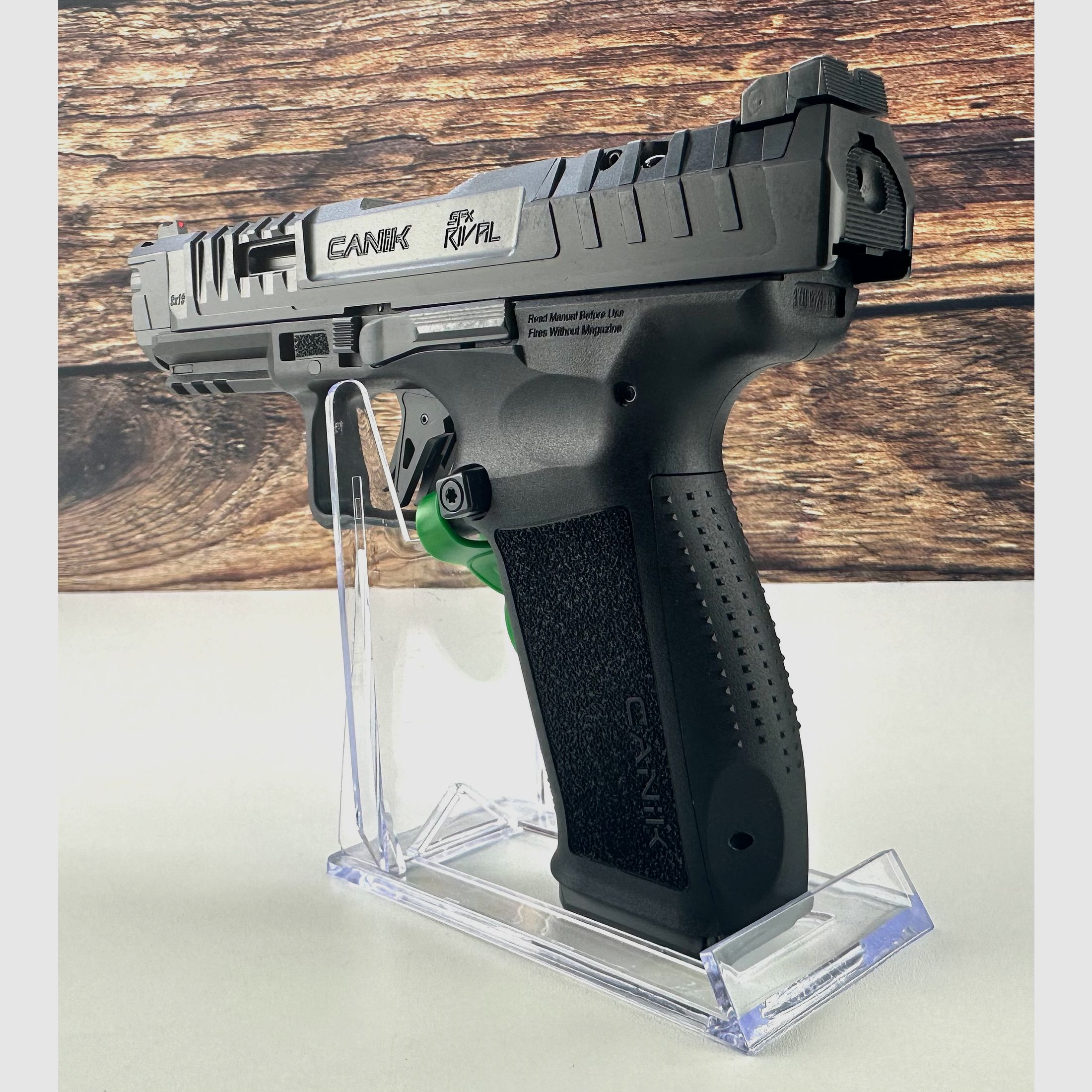 Pistolet Canik TP9 SFx Rival Dark Side calibre 9x19 avec accessoires