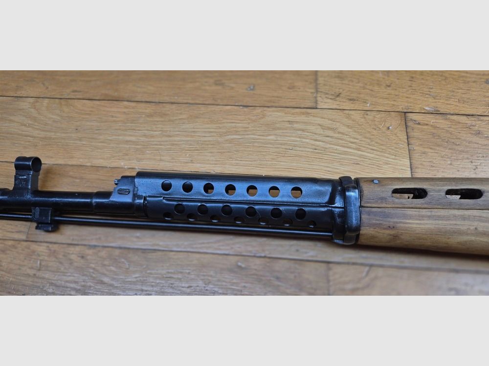 Emblematisches sowjetisches Selbstladegewehr SVT-40 – Tula Arsenal 1944 – Mono-Nummer (ohne elektrische Markierung) – Originalkaliber 7,62x54r – TBE+, Bild 28 von 32
