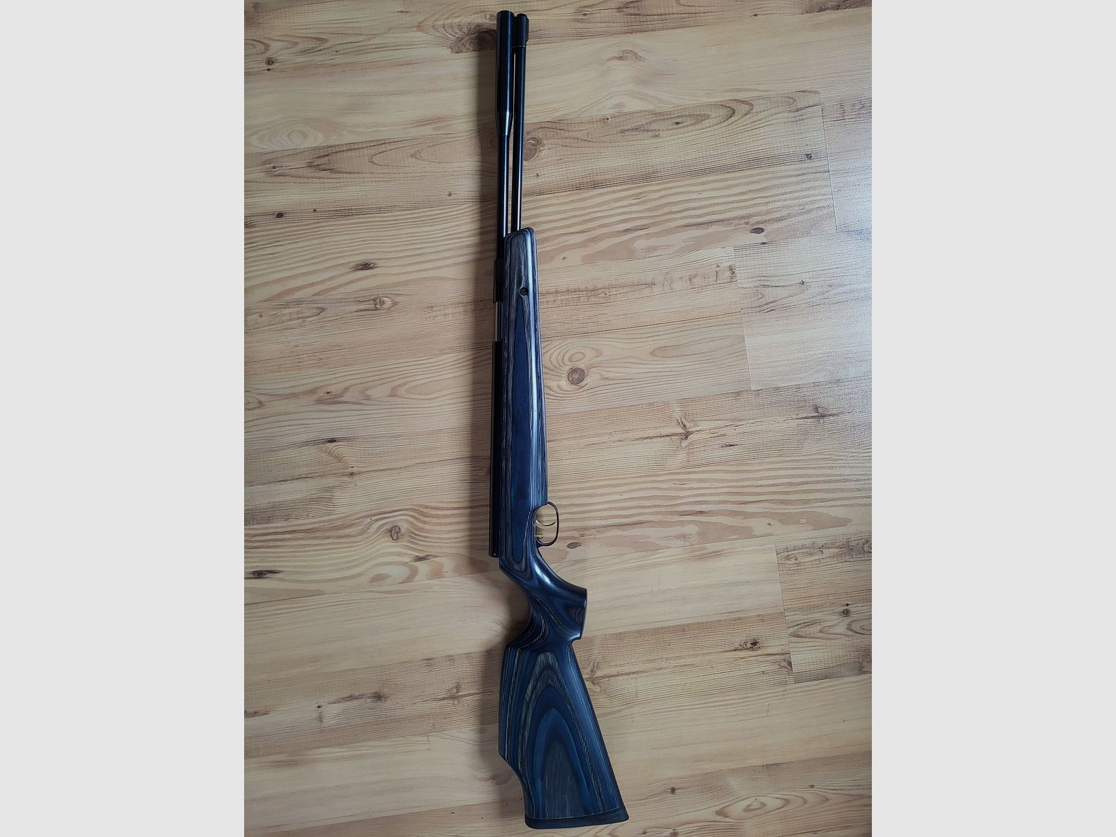 Weihrauch HW97K .177 4,5mm culata de madera laminada azul pieza de colección versión F