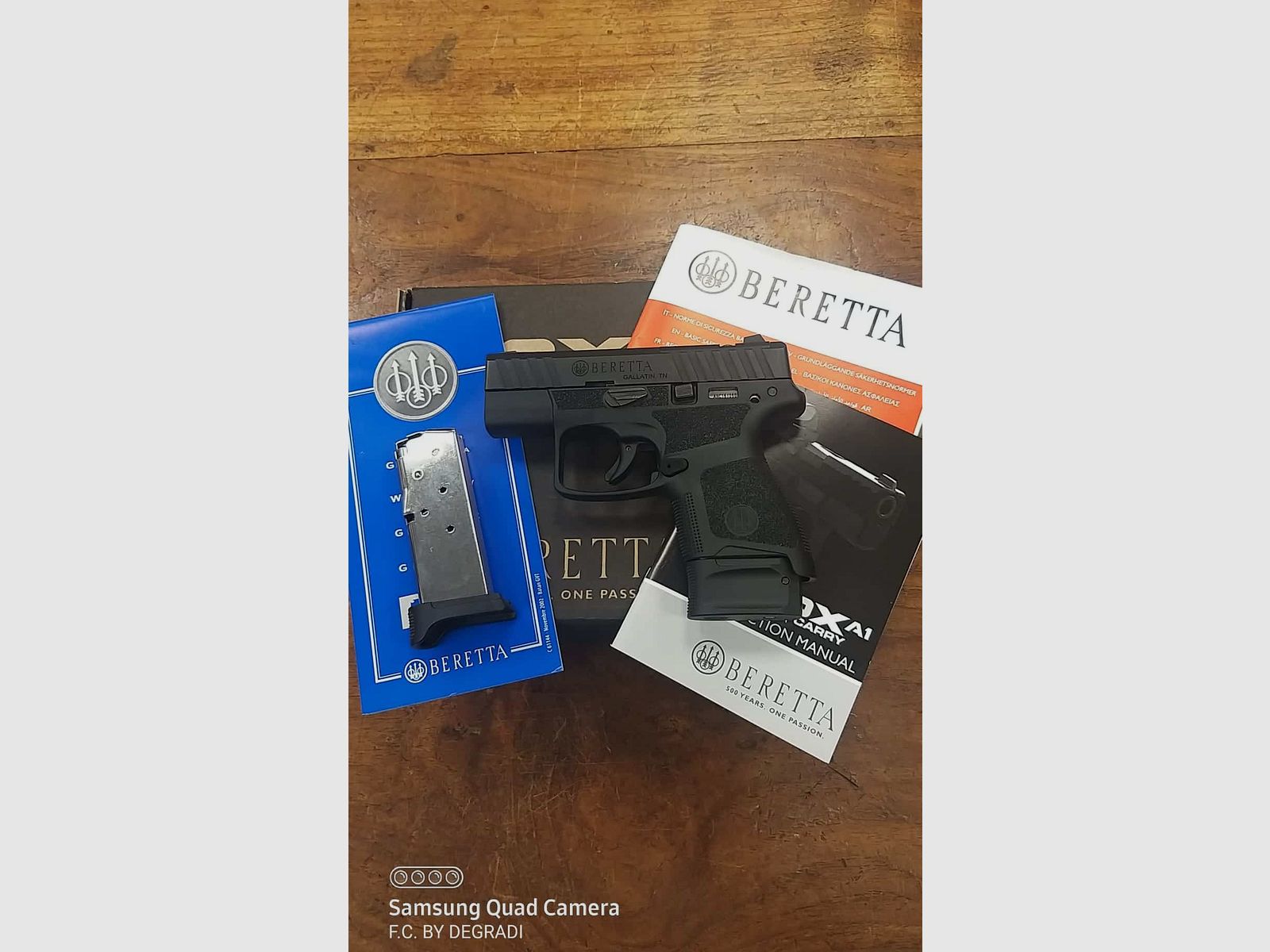 BERETTA APX A1 CARRY KAL. 9X19 UŻYWANY JAK NOWY!, zdjęcie 3 z 4