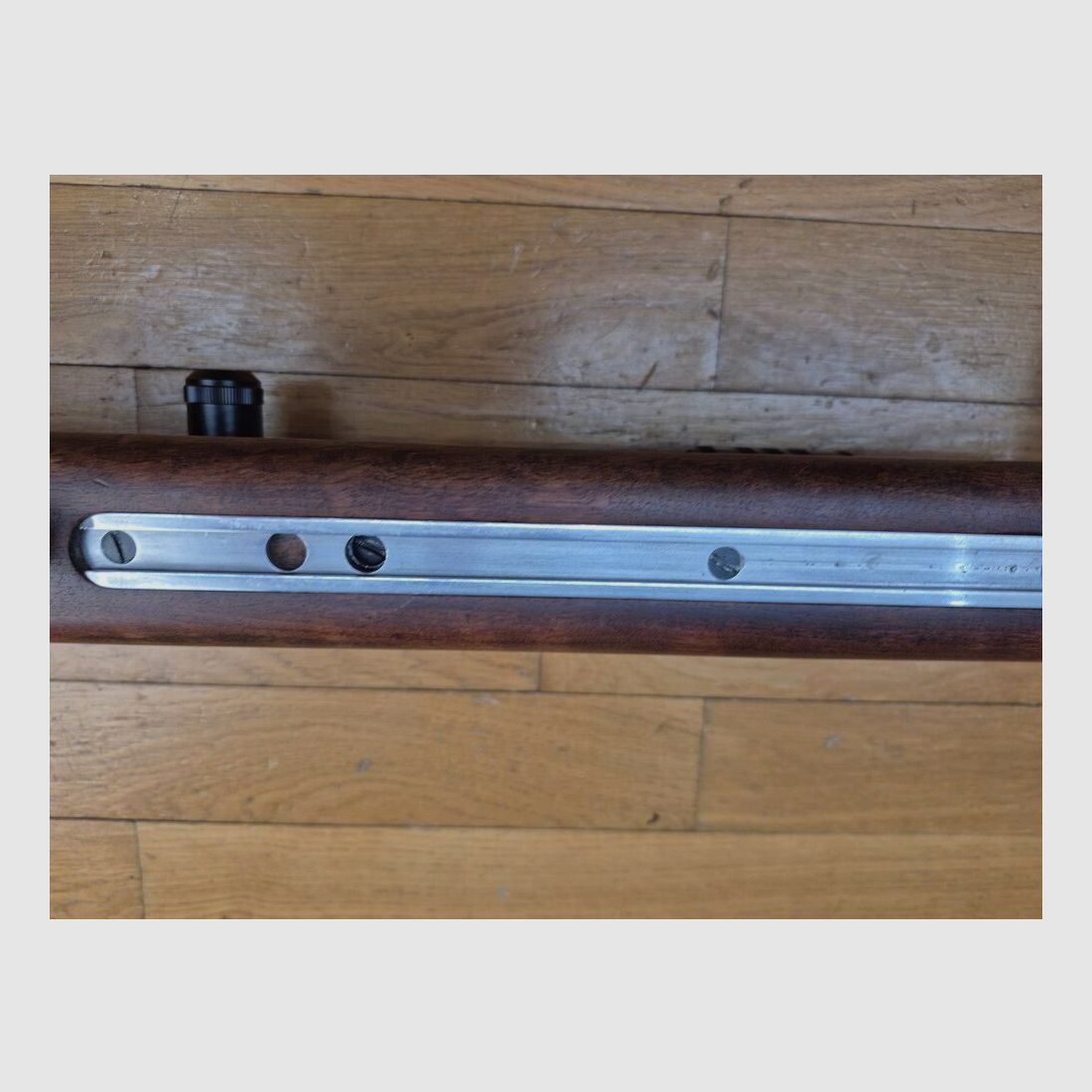 Splendide ensemble Carabine de Précision Anschütz Modèle MATCH 54 Version1407 – 22LR – Lunette Weaver CT36 Micro Trac 36 x40 ET dioptre et tunnel Anschütz (3 iris!) – Canon lourd – Protège chambre + Protége culasse + valise ! Top ensemble ! TBE+++, image 17 sur 53