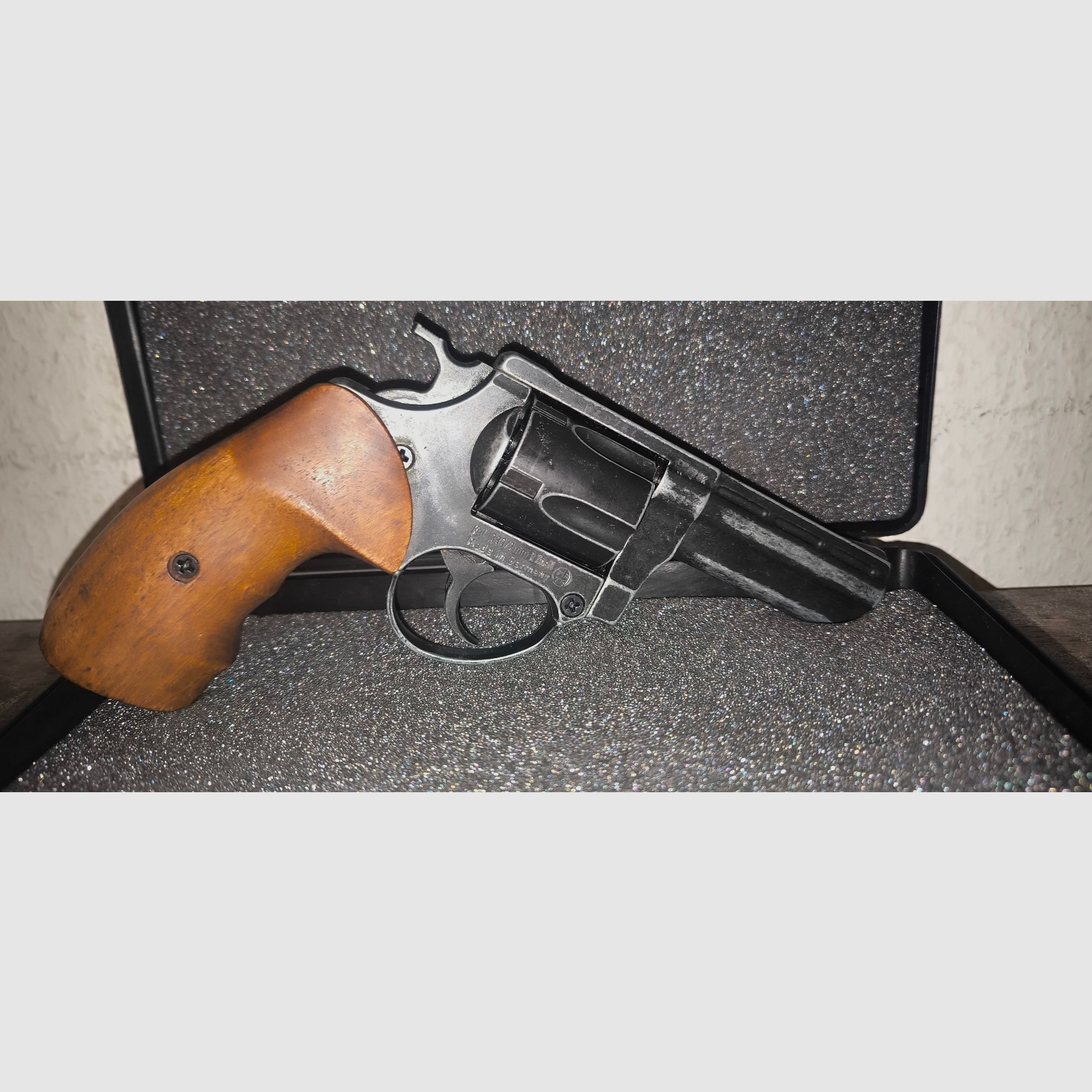 SRS revolver 9mmRK-ME 38 Magnum antique finish, impeccable top condition, without scratches & defects!!