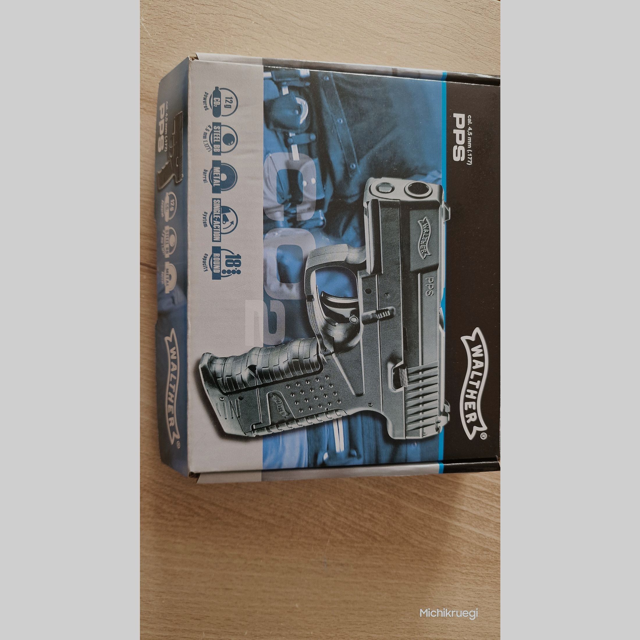 Walther PPS, Co2, 4.5mm steel balls