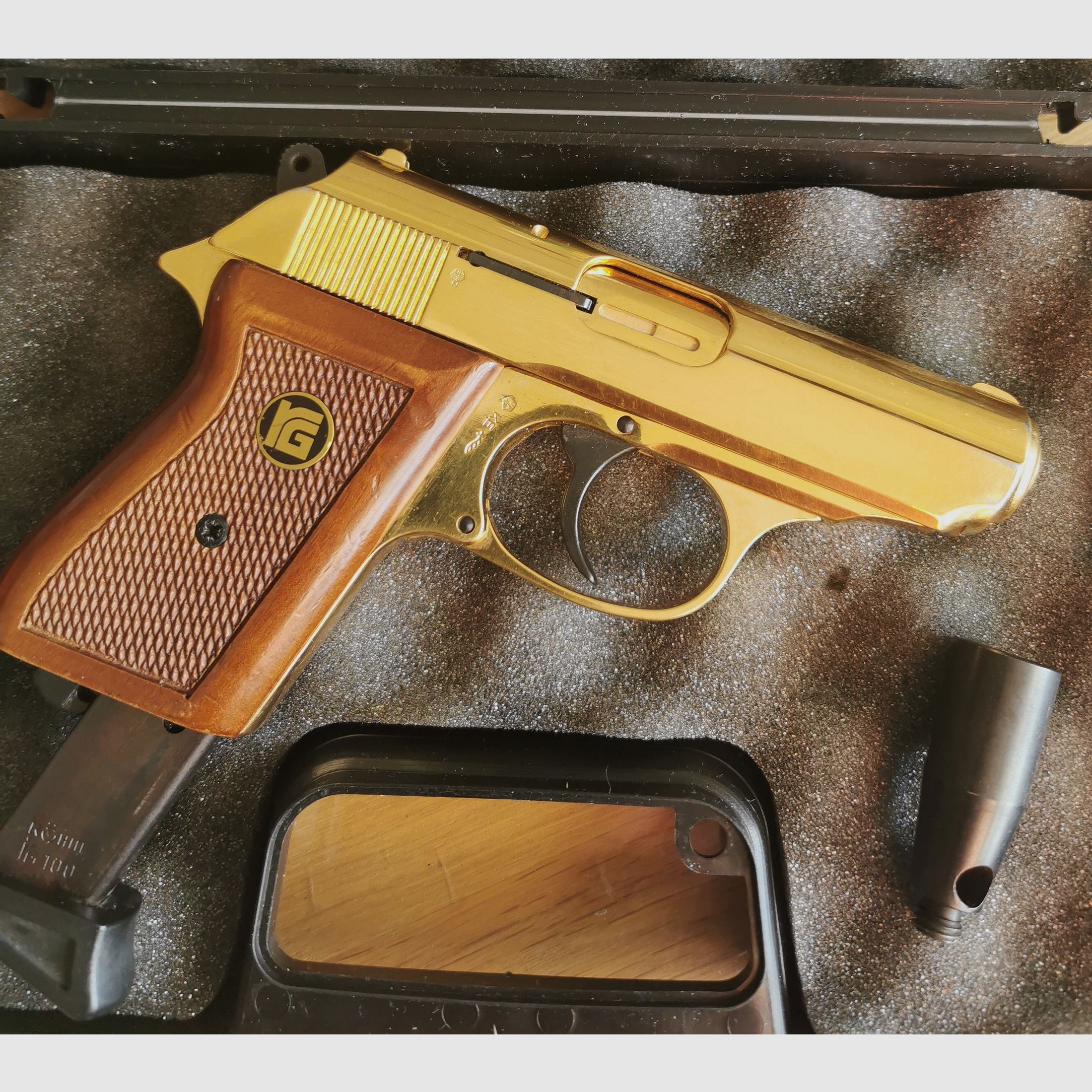 Röhm RG 100 Gold frei ab 18 Jahre