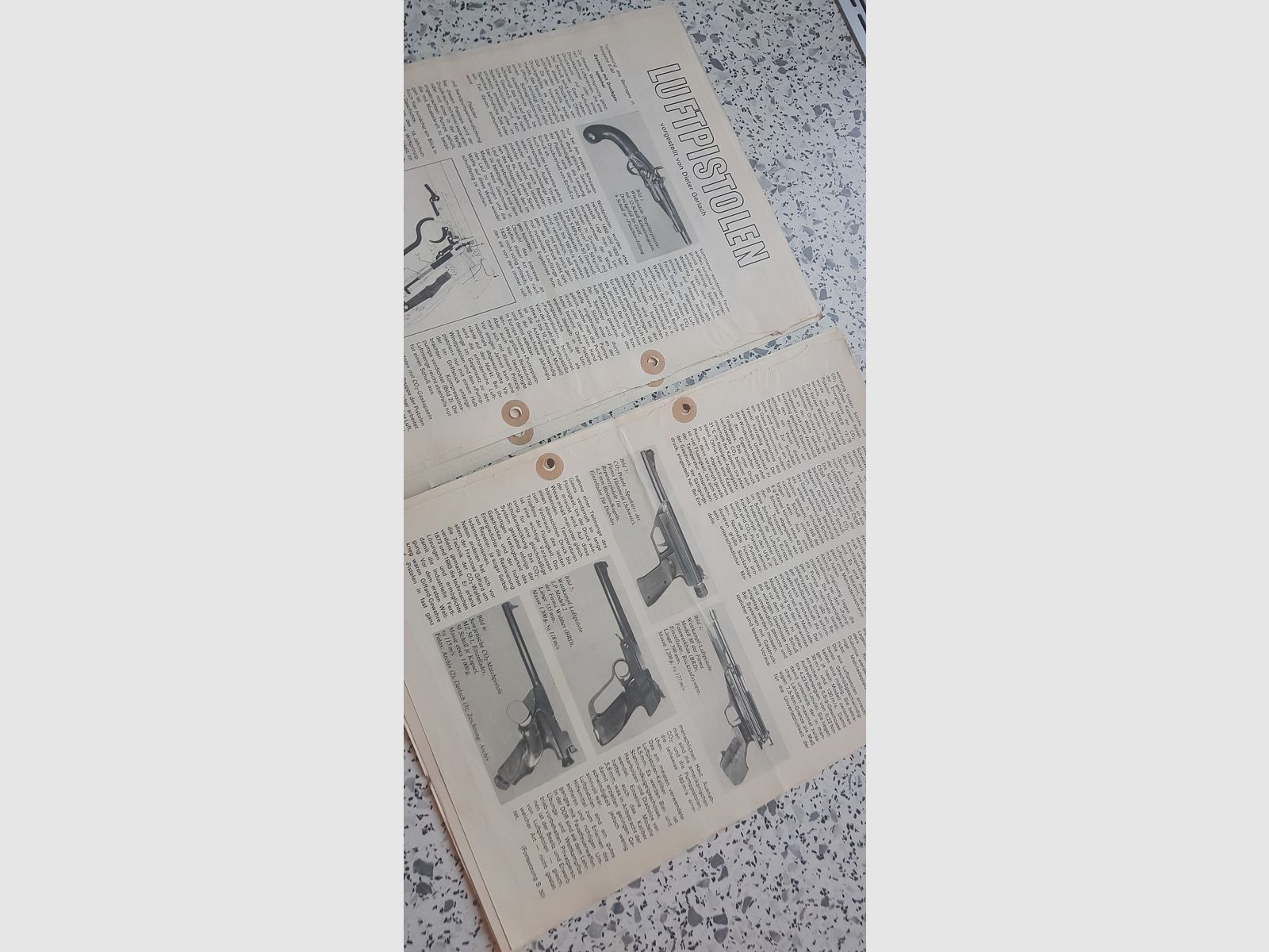 Obejrzeć ;-) Różne zebrane materiały z gazet itp. bardzo dużo o modelach Haenel z rzadkimi dokumentami