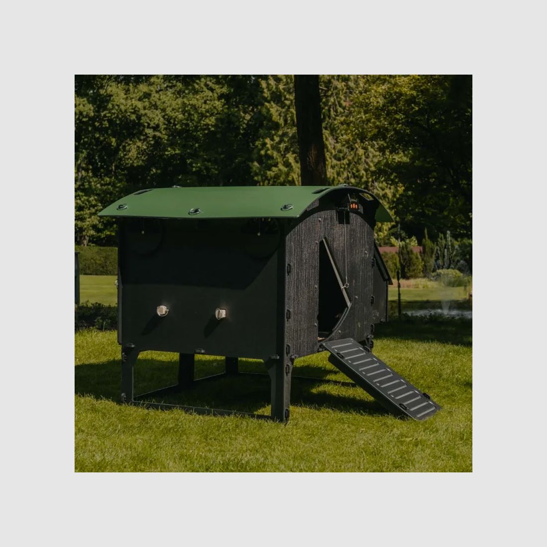 Hühnerstall auf Füßen aus recyceltem Kunststoff, für 8 Standardhühner oder 15 Zwerghühner, Bild 2 von 9