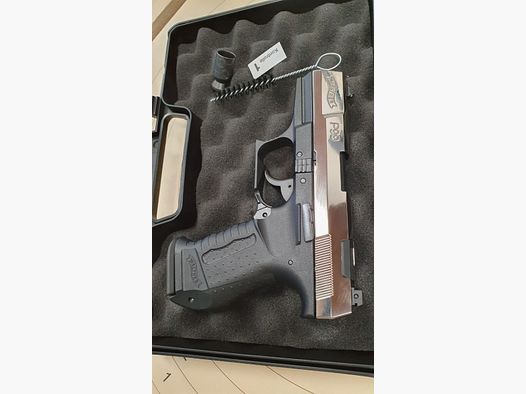 Sammlerstück: P99 mit Stahlverschluss PTB 762 Kal.: 9mm PA