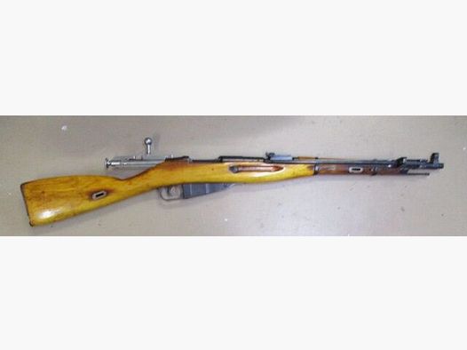 Rifle repetidora Karabiner M44 con bayoneta plegable rusa 1946 1944