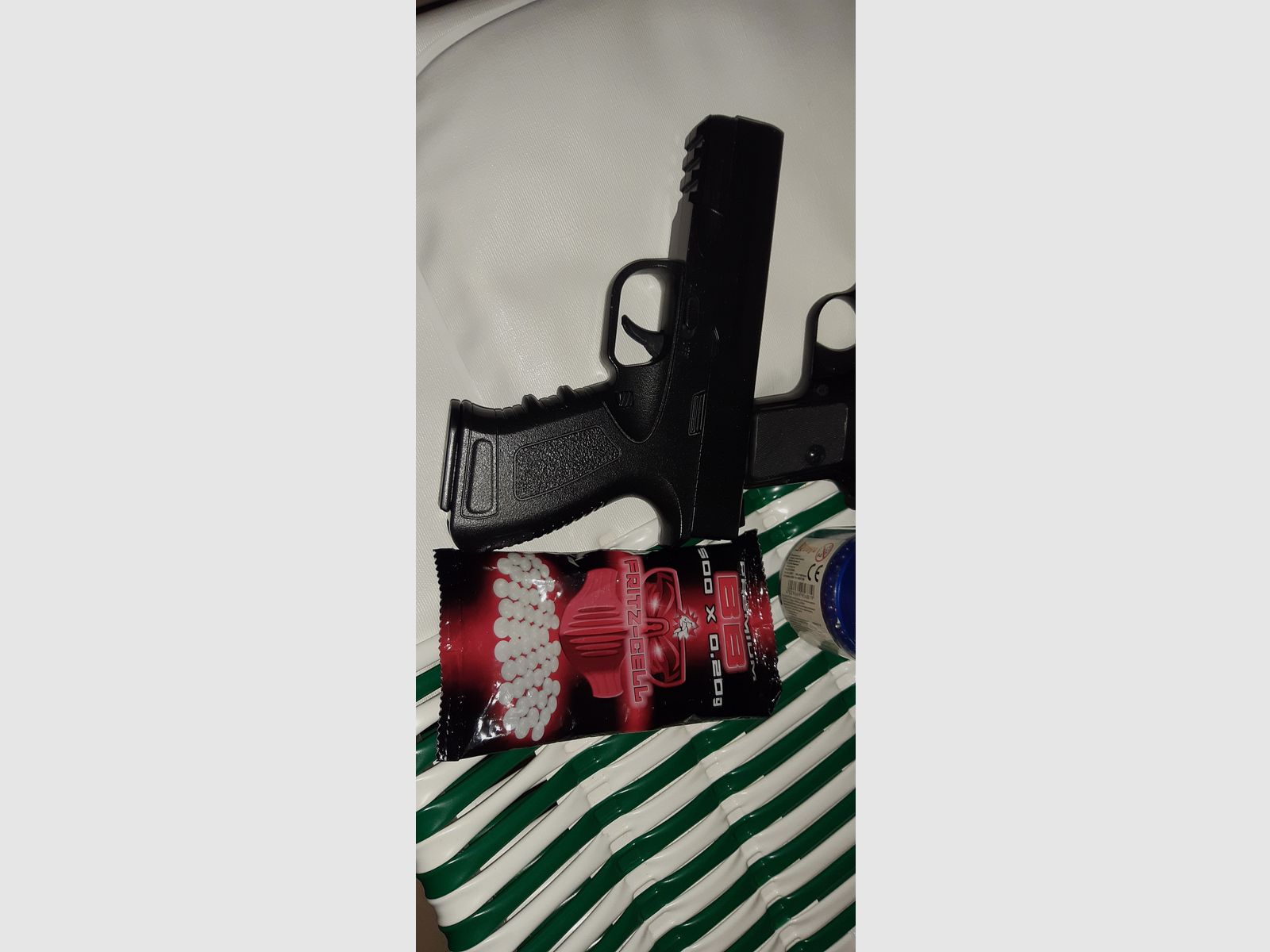 2 Airsoft, afbeelding 2 van 2