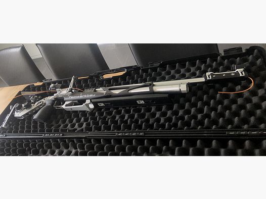 Luftgewehr Feinwerkbau  800 X Aufgelegt - Rechts / Griffgröße M -neuwertig-