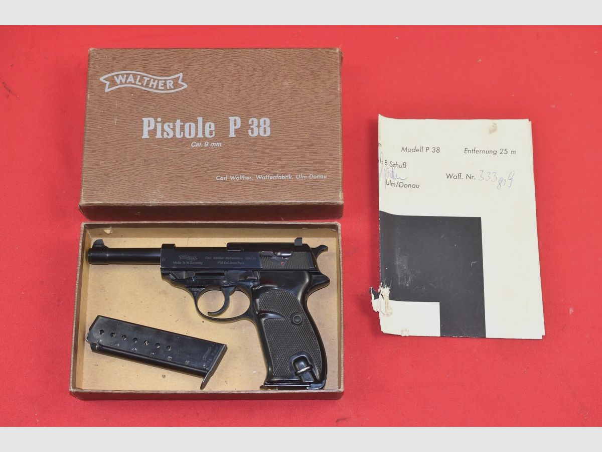 #8346 Pistola WALTHER P38, año 1970, pulida, cal. 9x19, imagen 1 de 22
