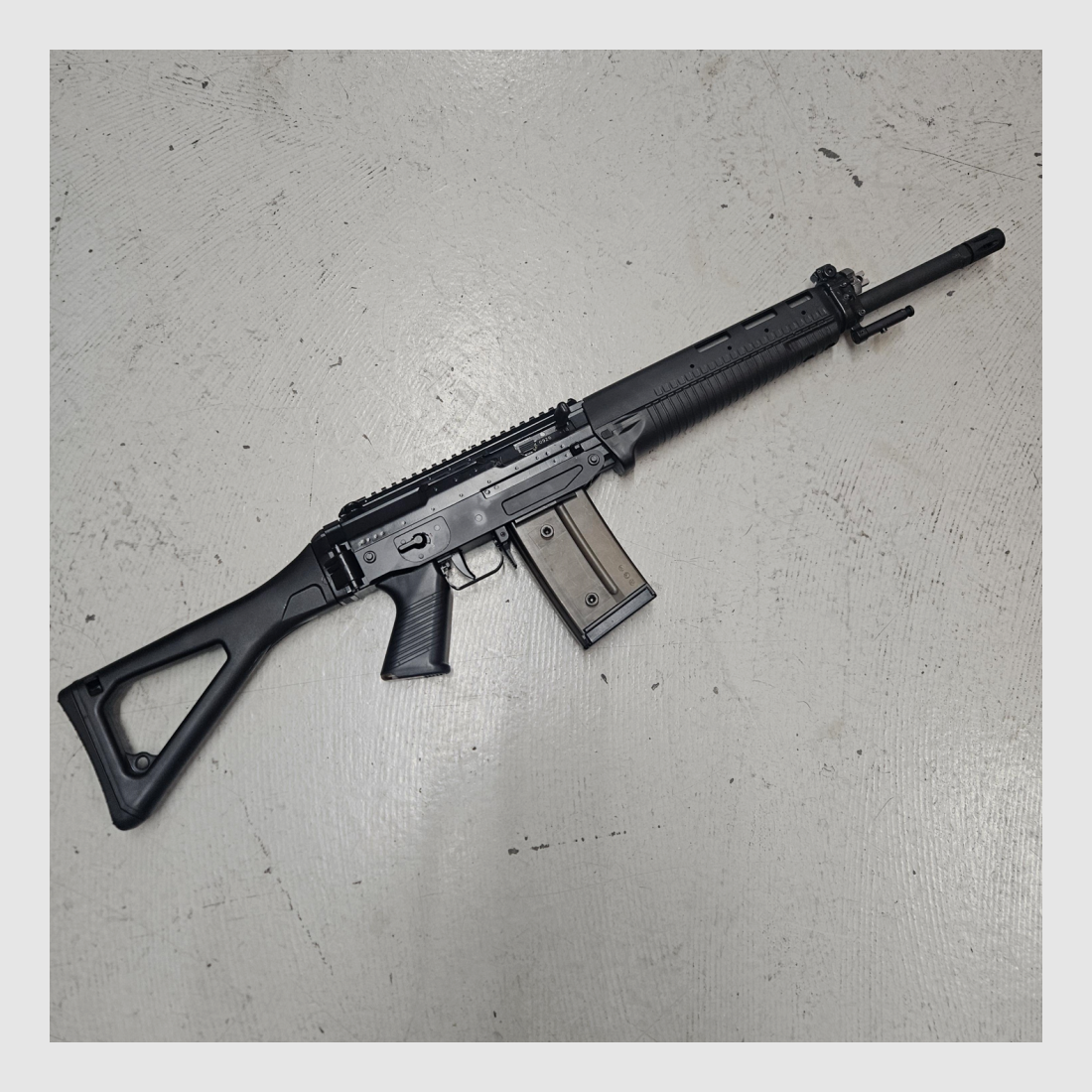 Semi-automatisch Sig Sauer SG 751 SAPR, .308 Win. (Gebruikte vuurwapen)