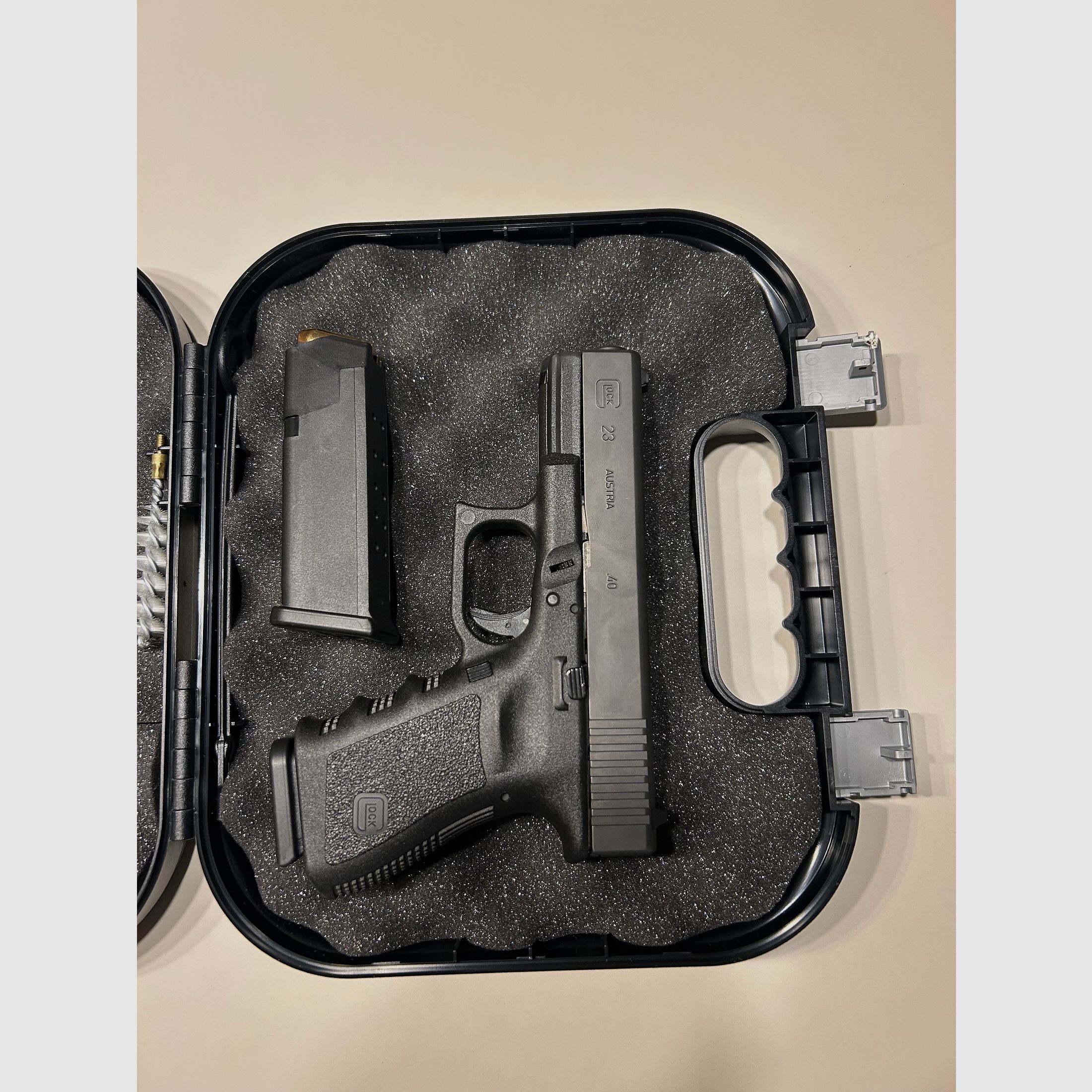 Glock 23 
