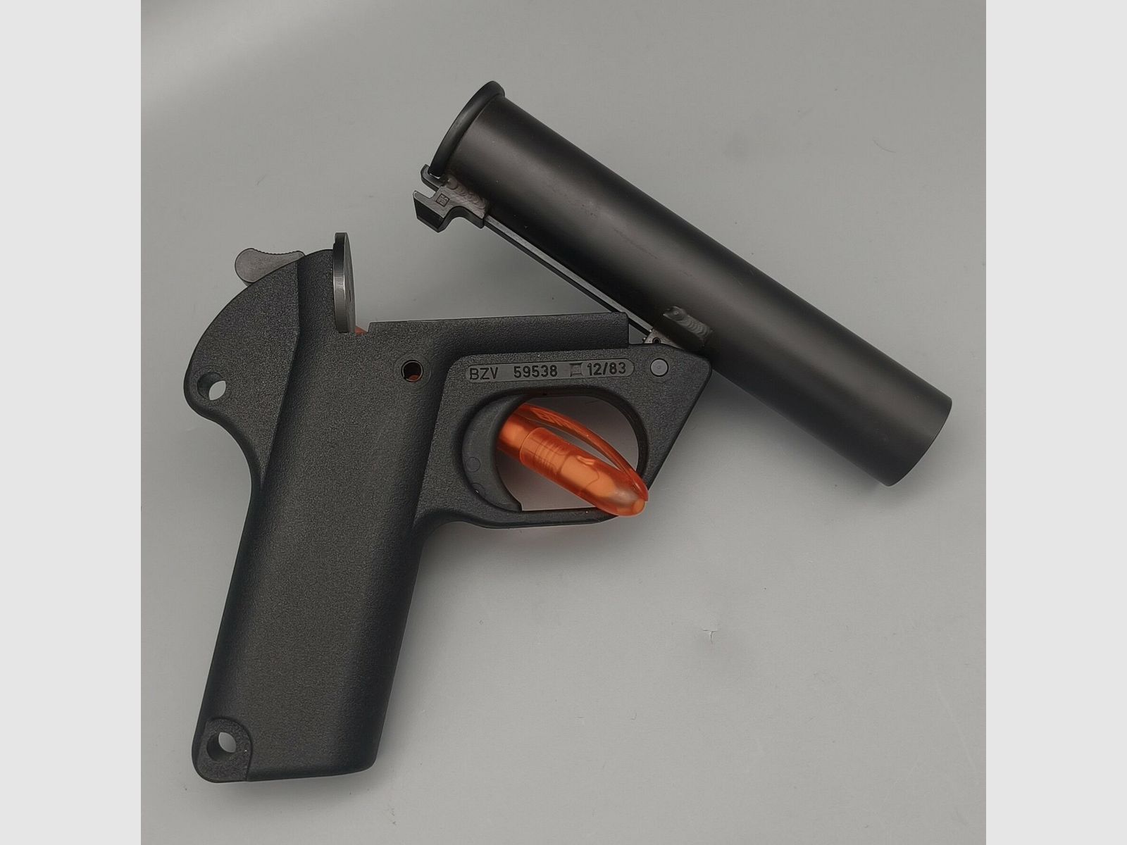 Heckler & Koch Pistolet sygnalizacyjny P2A1 Kaliber 4 cale w oryginalnym pudełku 4 (sygnał)