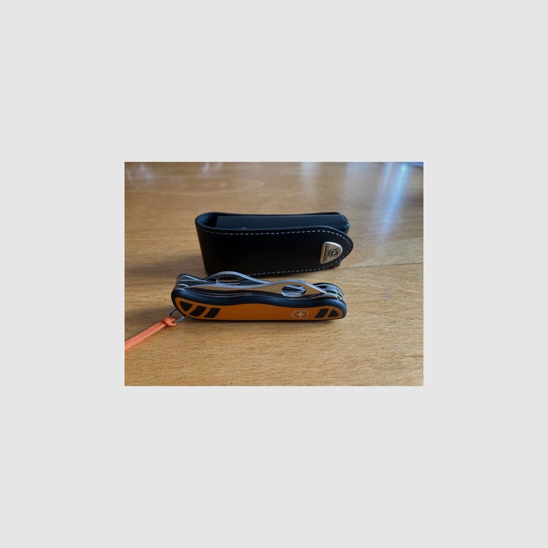 Victorinox Hunter XT Grip