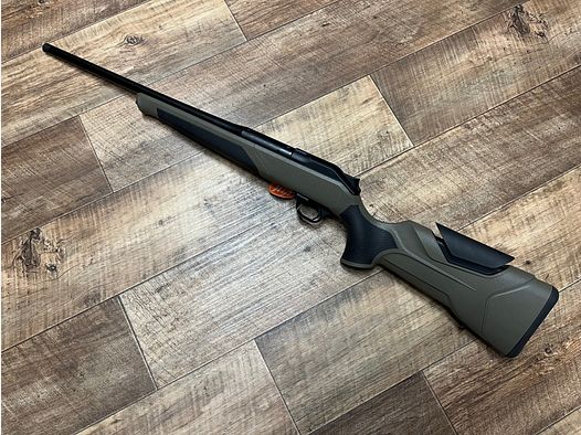 Blaser R8 Professional 2.0 Ciemna oliwka - Dostępny od ręki