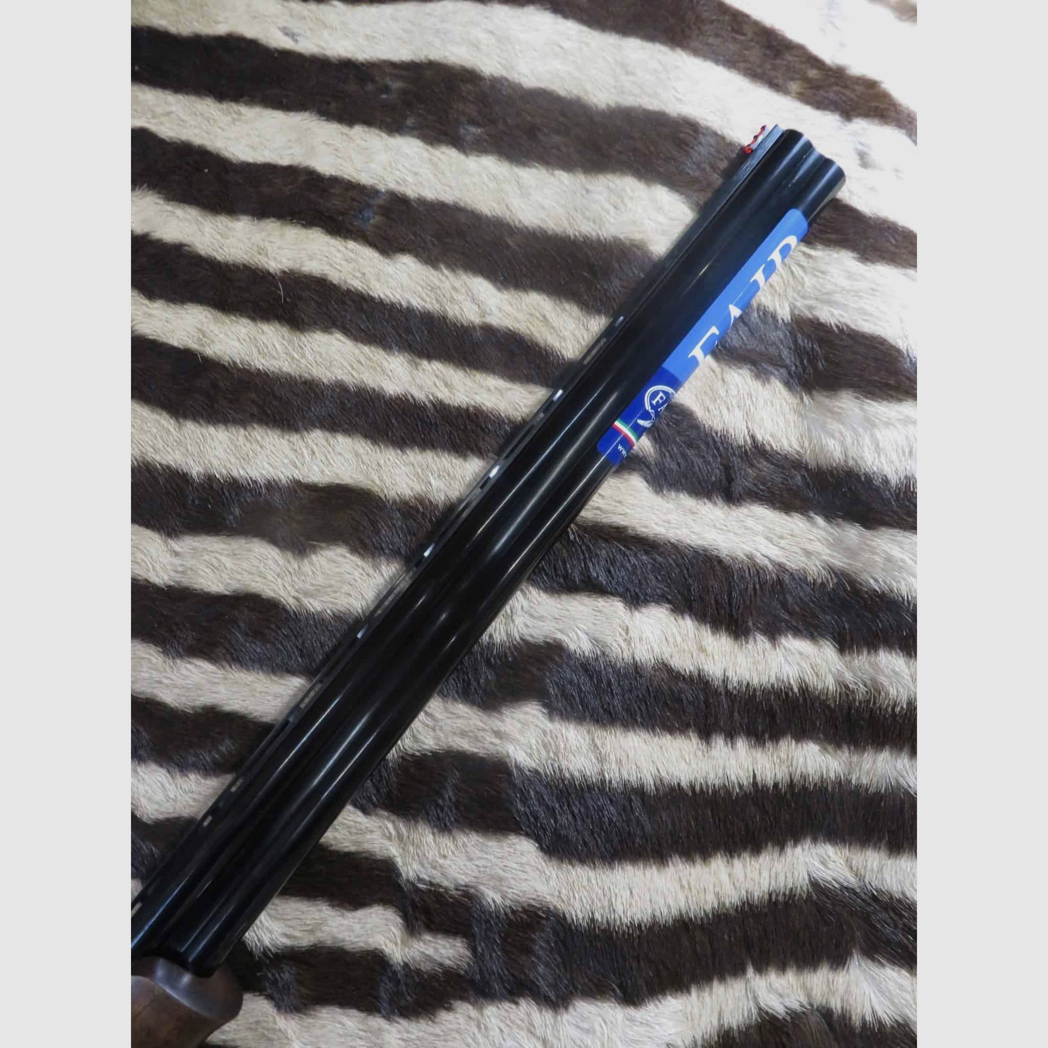 Fucile FAIR Premier Ergal cal.28/76 canne 71 cm 3 chokes, immagine 2 di 10