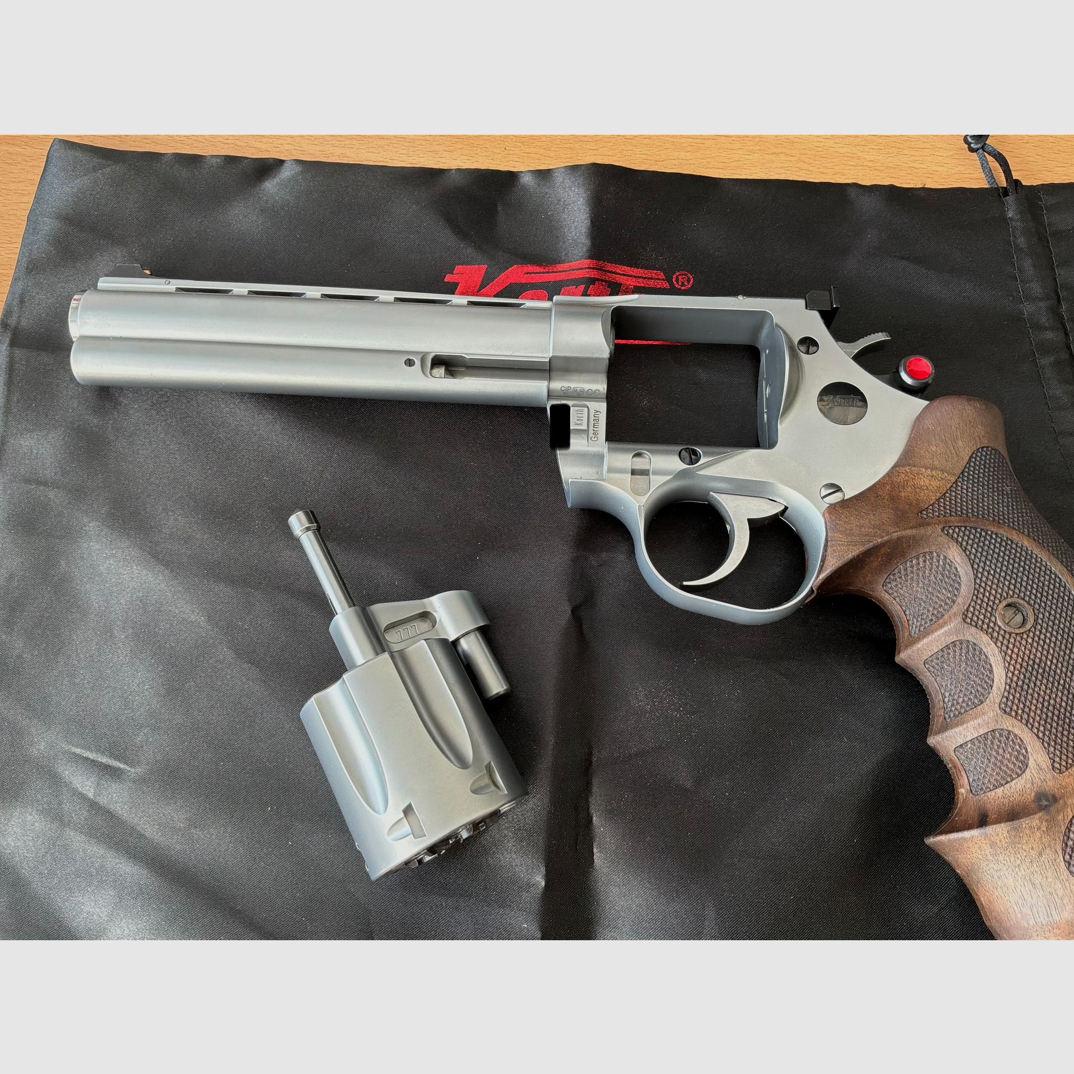 Korth Revolver Classic Cal.357 Mag 6 Zoll Silber