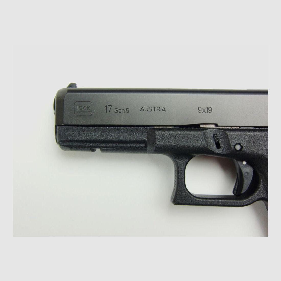 Glock	 Glock 17 Generation 5, Kaliber 9x19