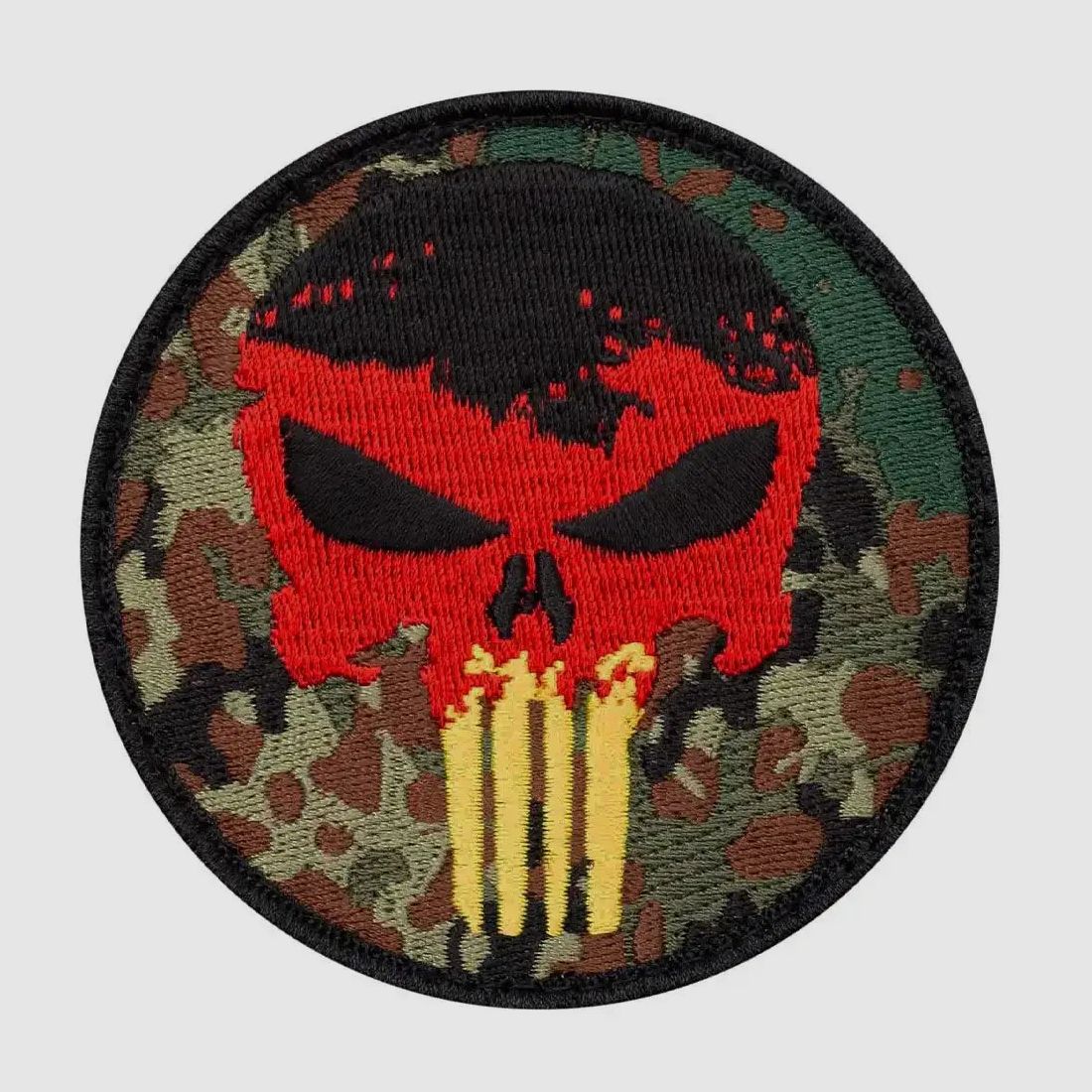 Café Viereck Café Viereck Patch Punisher Skull tarn schwarz rot goldfarben