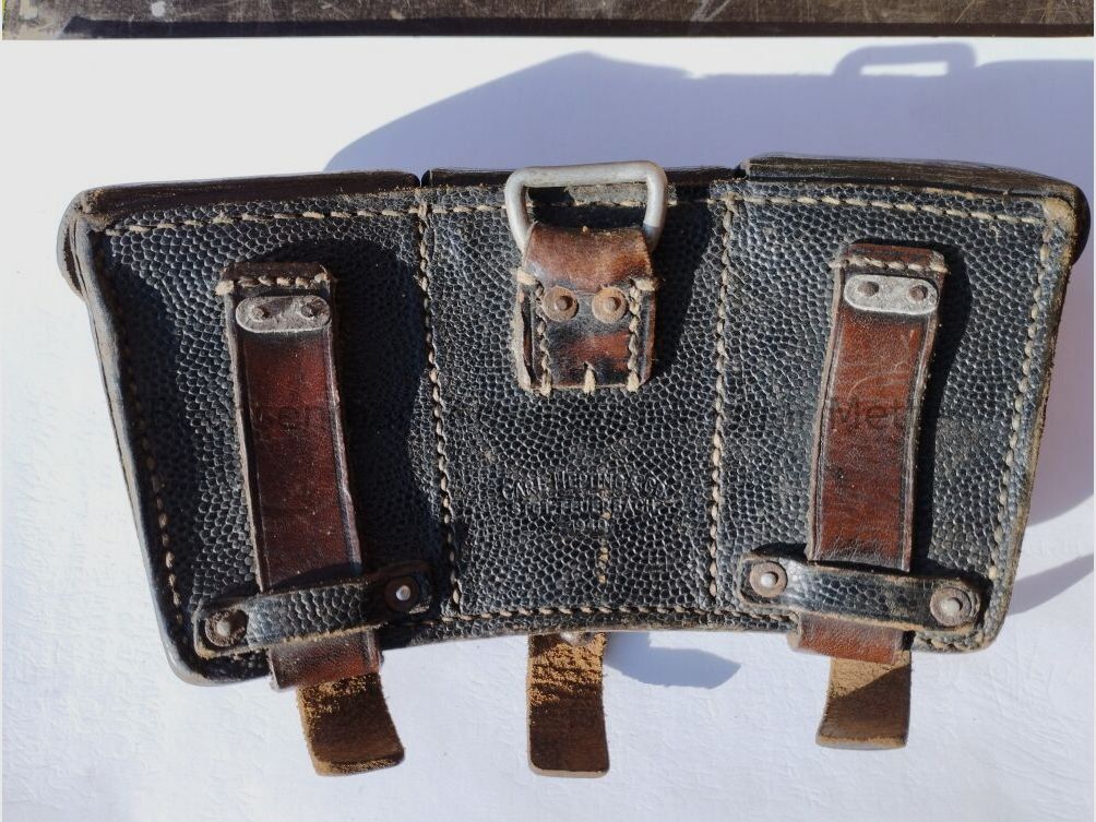 Ammunition pouch K98 Carl Hepting & Co STGT Feuerbach 1940 Ammunition pouch K98 Carl Hepting & Co STGT Feuerbach 1940