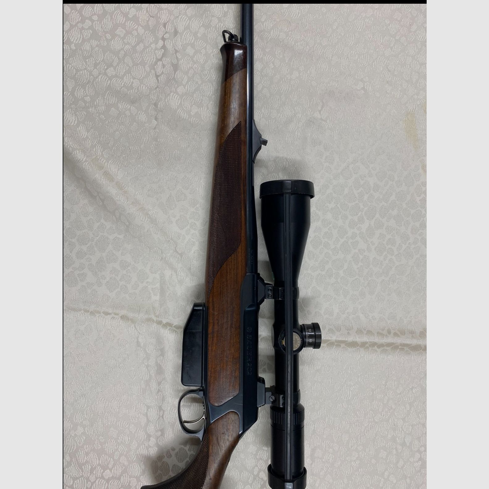 Sauer 202 8x68S mit Zeiss Victory Variopoint 3-12x56T mit Balistikturm