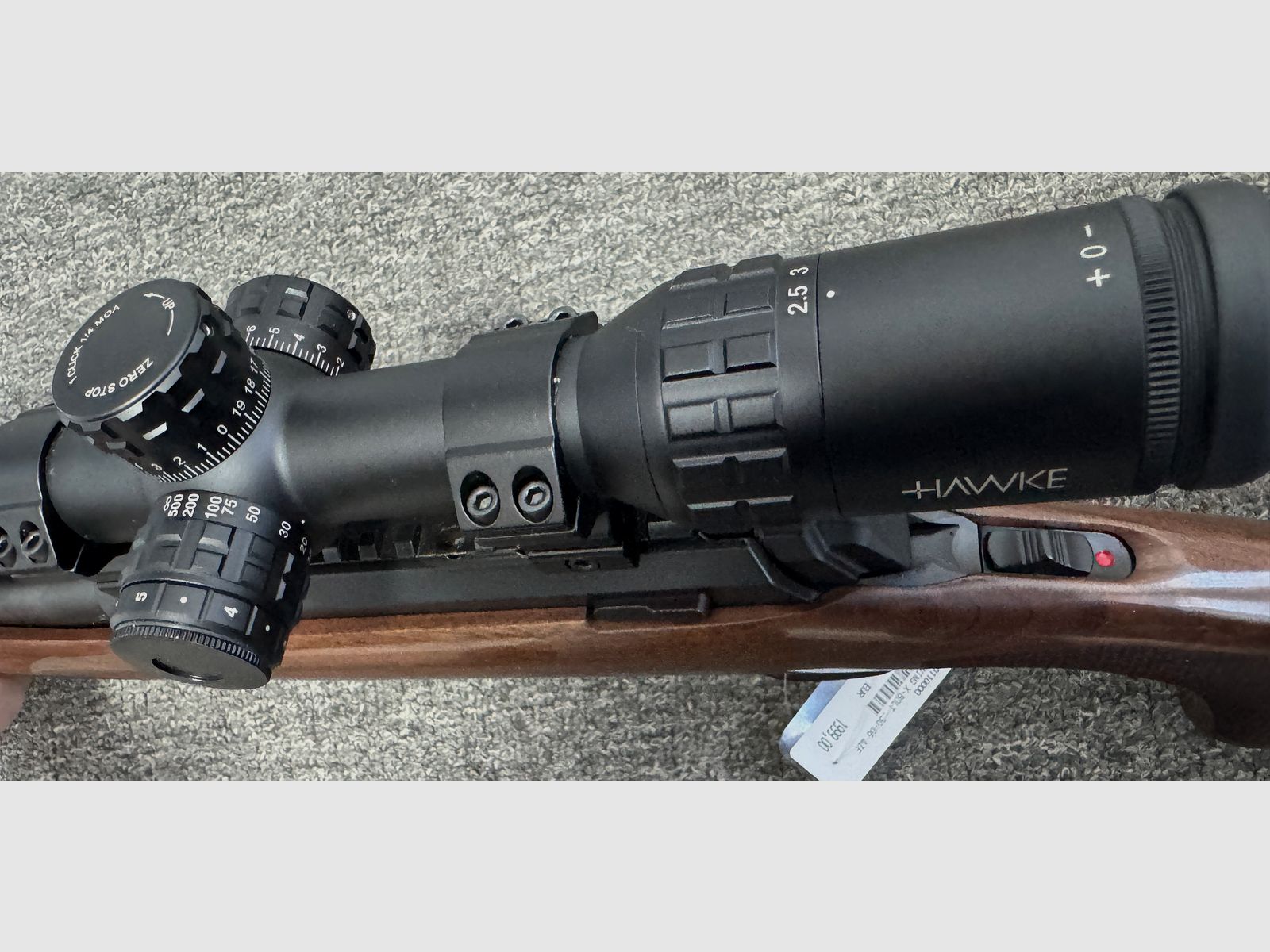 Browning X-Bolt .30-06 mit Mündungsgewinde, Zielfernrohr