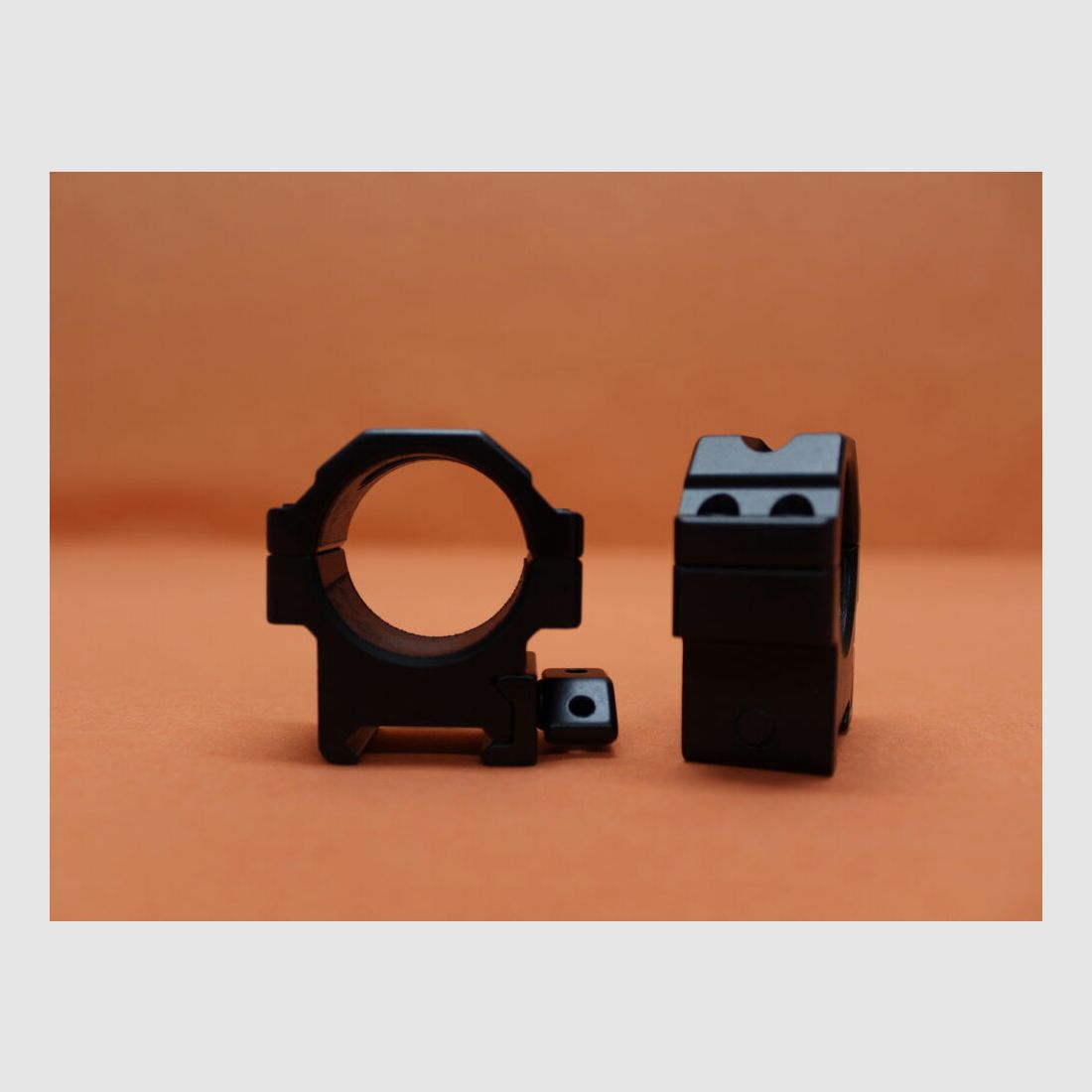 UTG - Leapers UTG QD Montageringe 30mm Low (RG2W3104) Twist Lock Alu schwarz für Picatinnyprofil BH=10mm