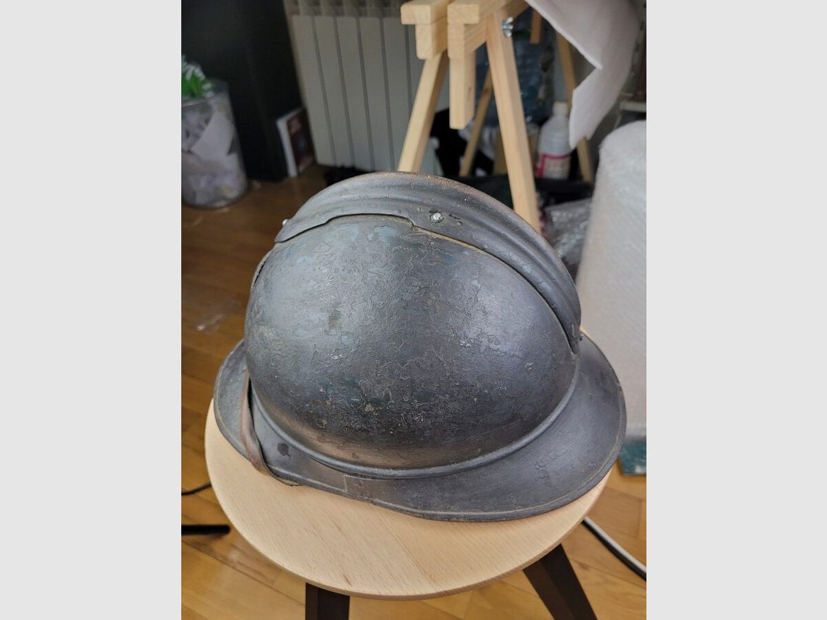 Casque modèle Adrian 1915 – Infanterie coloniale en 1915-1918 – Complet coiffe du 1er type et jugulaire – TBE +, image 3 sur 9