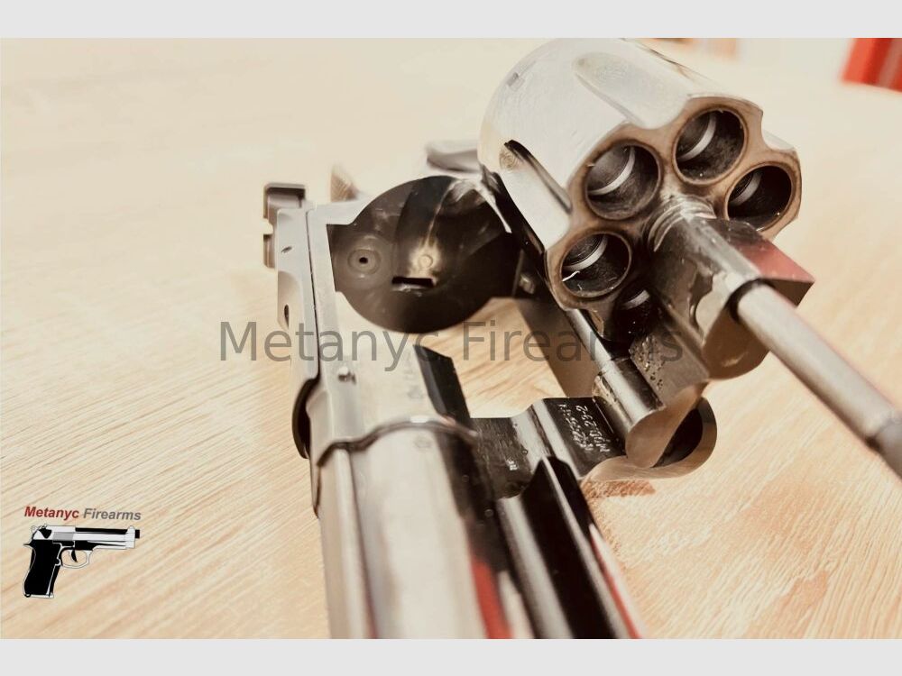 Smith & Wesson 29-2 .44RemMag