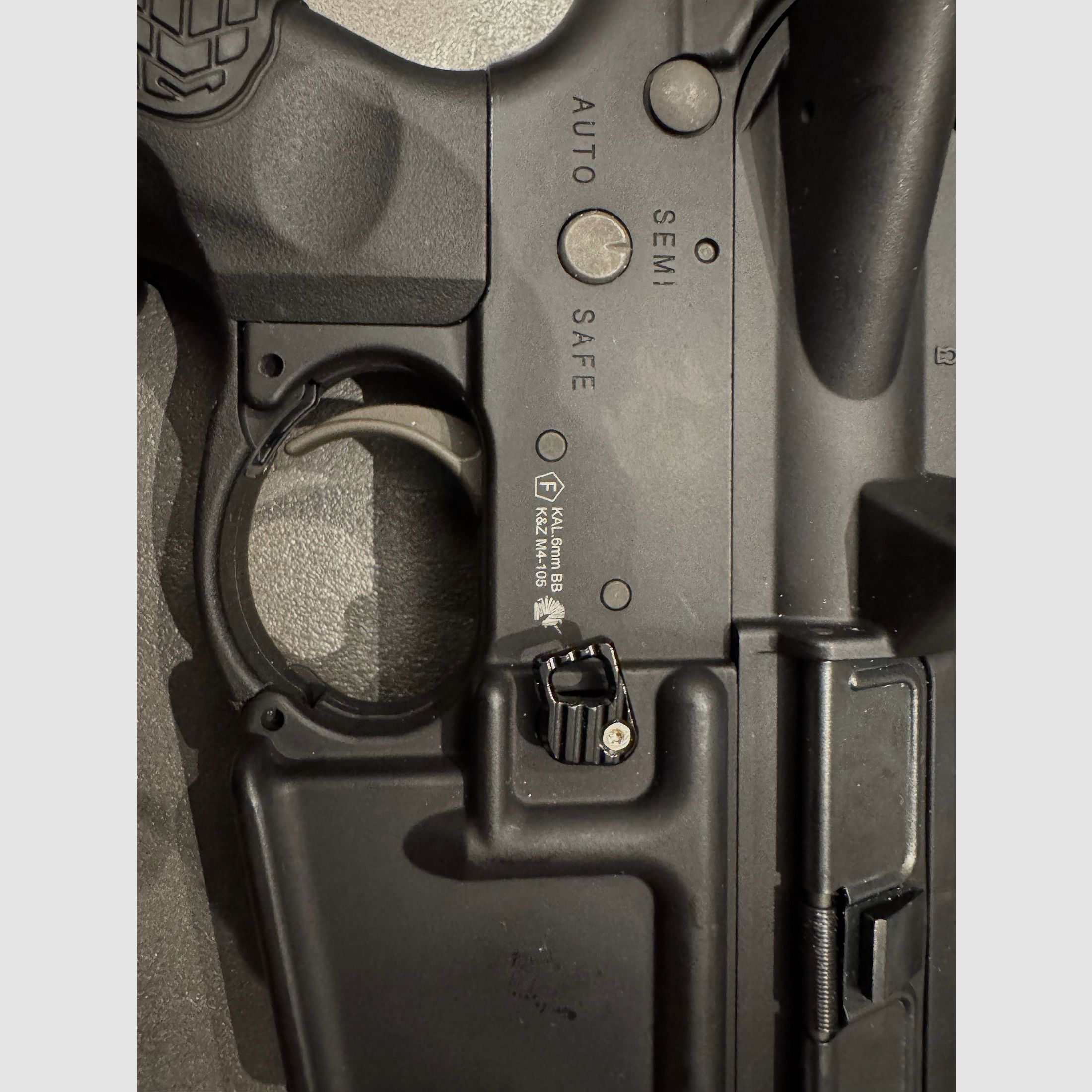 GHK Colt / Daniel Defense MK18 MOD1 Vollmetall Gas-Blow-Back 6mm BB Dualtone