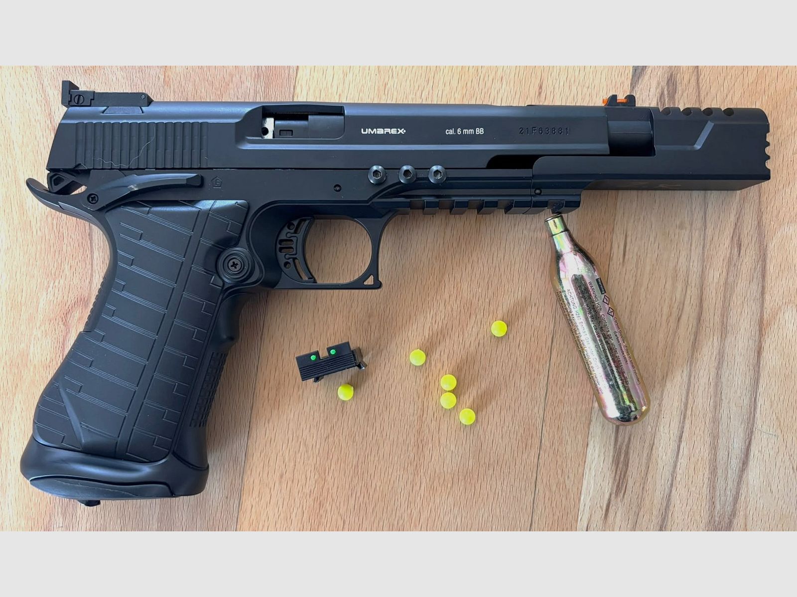 Umarex Race Gun 6 mm BB Co2 come nuovo