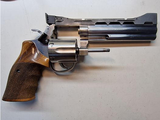 Smith & Wesson Mod. 686 PPC - .357 Mag. – 4 Positionen Wichita-Visierung & Nill-Griff, BDS, BDMP, Mehrdistanz, PPC1500 – double action