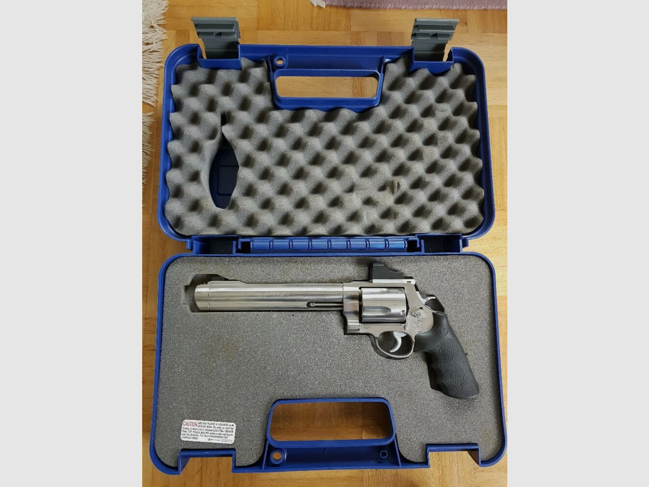 Smith & Wesson	 500 S&W Magnum