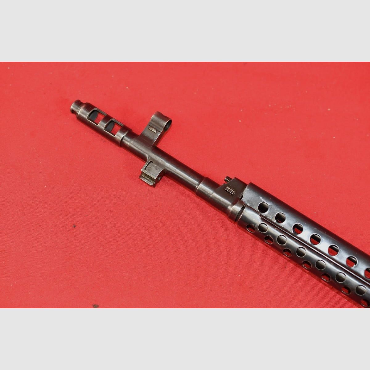 #5837 Fusil semiautomático AWT-40, año 1943, cal. 7,62x54R, imagen 8 de 54