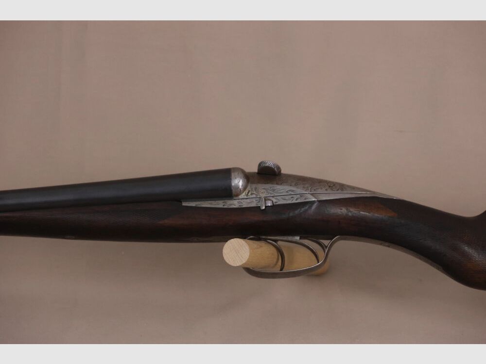 Darné; St. Etienne Side-by-Side Shotgun with Subtle Engraving