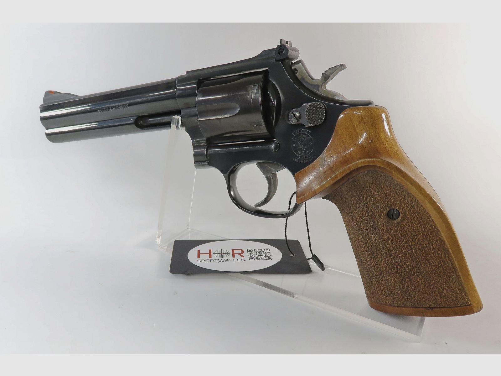 Revólver Smith & Wesson 586-2 | .357 Mag. | 6 pulgadas | pavonado | empuñadura Nill