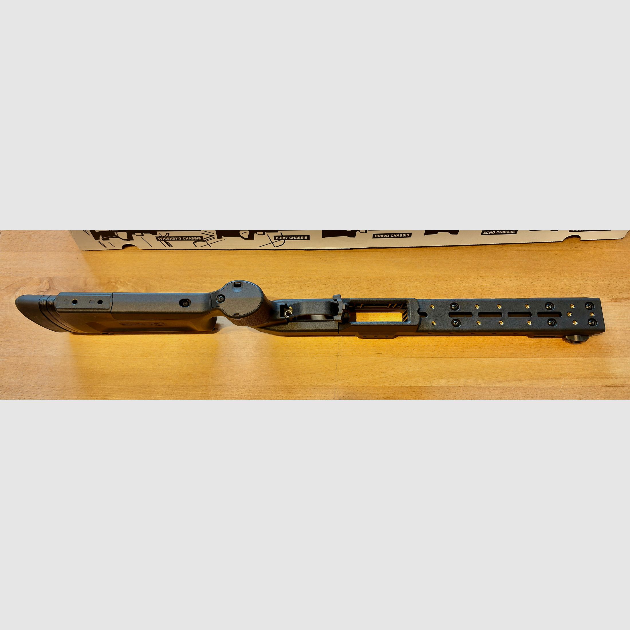 KRG Bravo Chassis für Tikka T3 / T3x / CTR, schwarz, super Zustand