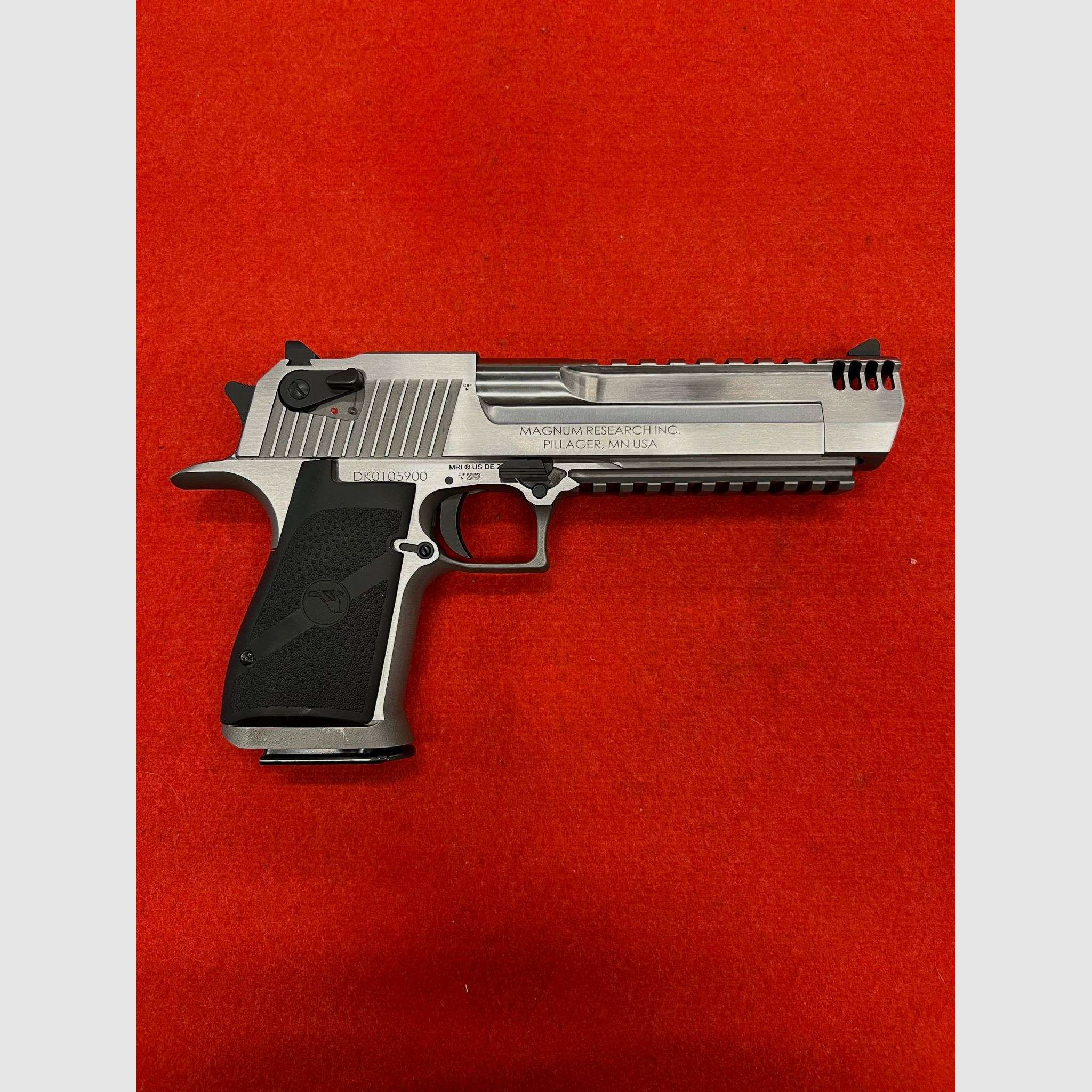 Magnum Research Desert Eagle 6″ Kaliber 50 A.E., Bild 2 von 6
