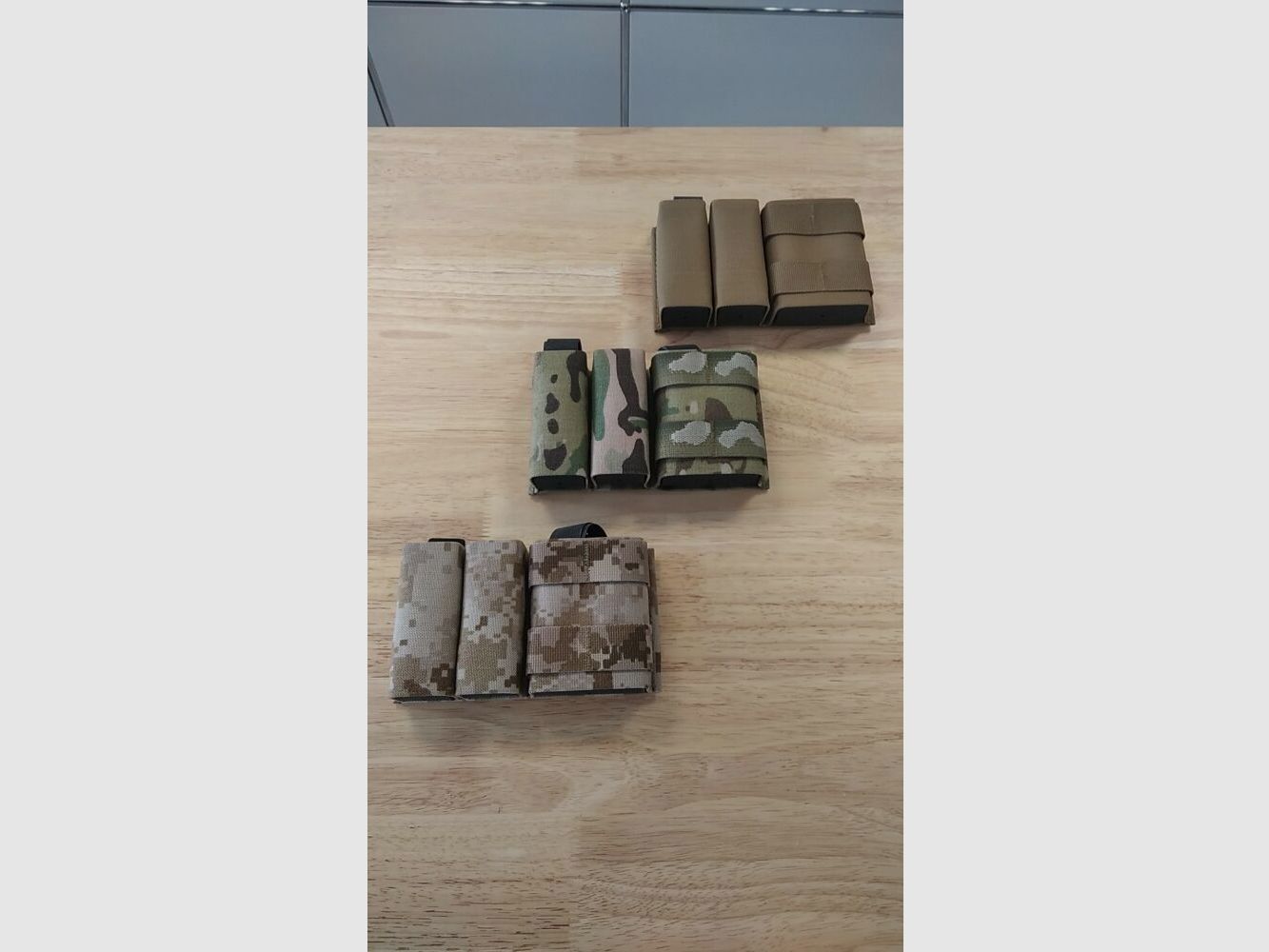 Pouch 1+2 Lado a Lado KYWI Shorty (5.56 Mag/2x Mag de Pistola) Esstac USA