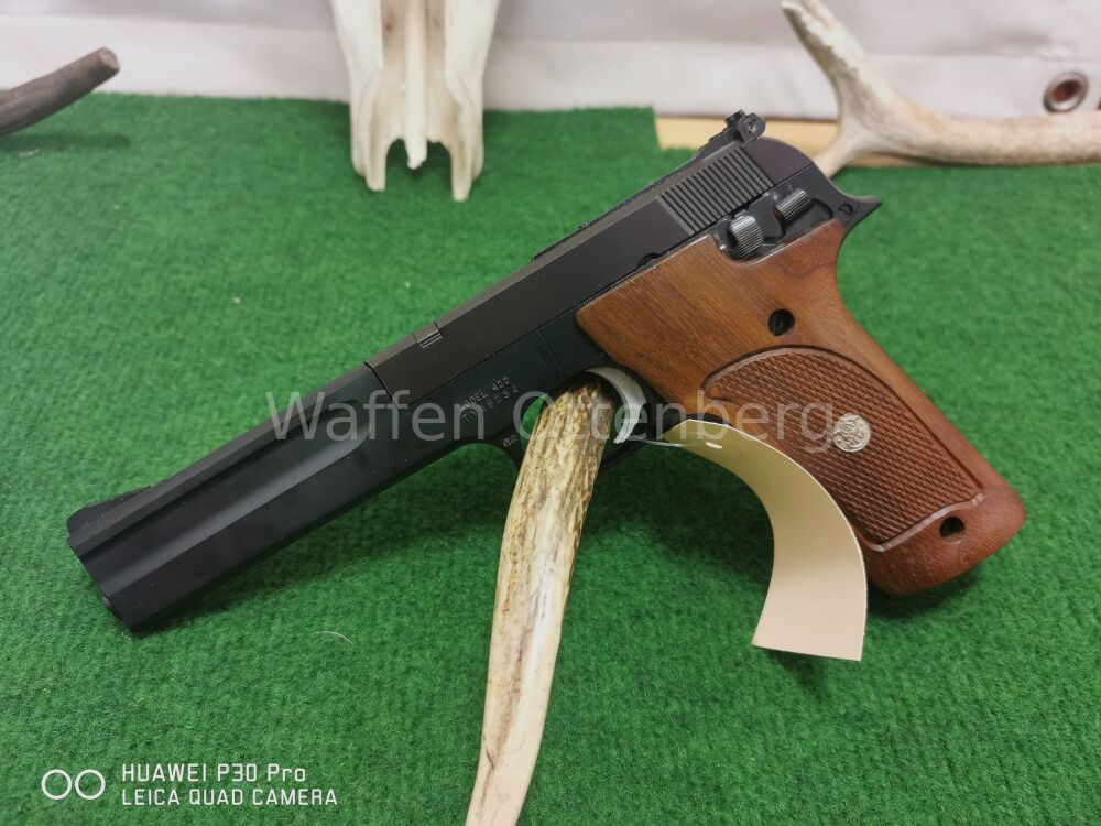 Smith & Wesson 422