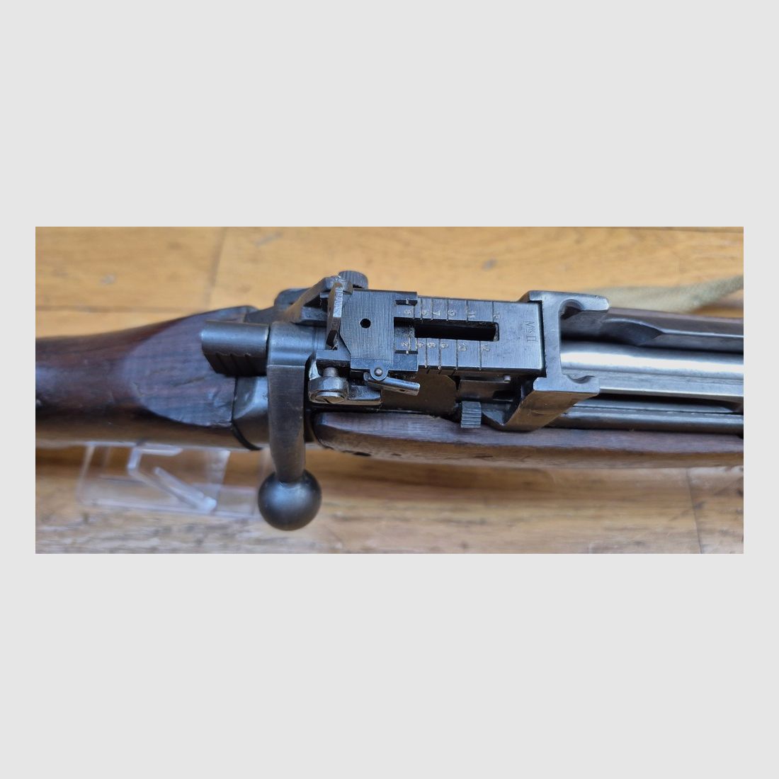 Buena Carabina Lee-Enfield N°4 MKI – Cal. .303 British – 10 disparos – Arsenal de Fazakerley de 1944 – Buena mecánica – Maderas hermosas y cañón muy bueno – Correa – TBE+, imagen 17 de 30