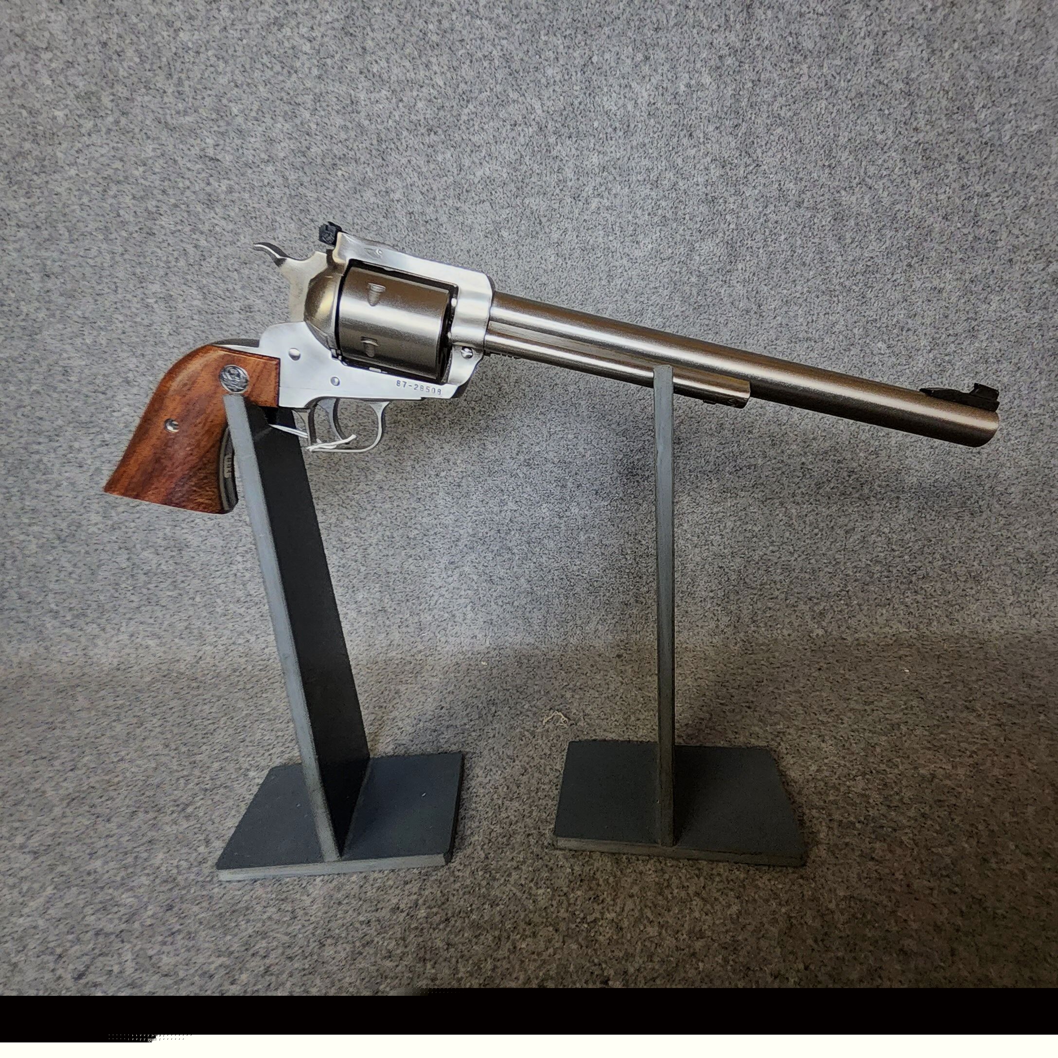 Ruger New Model Super Black Hawke